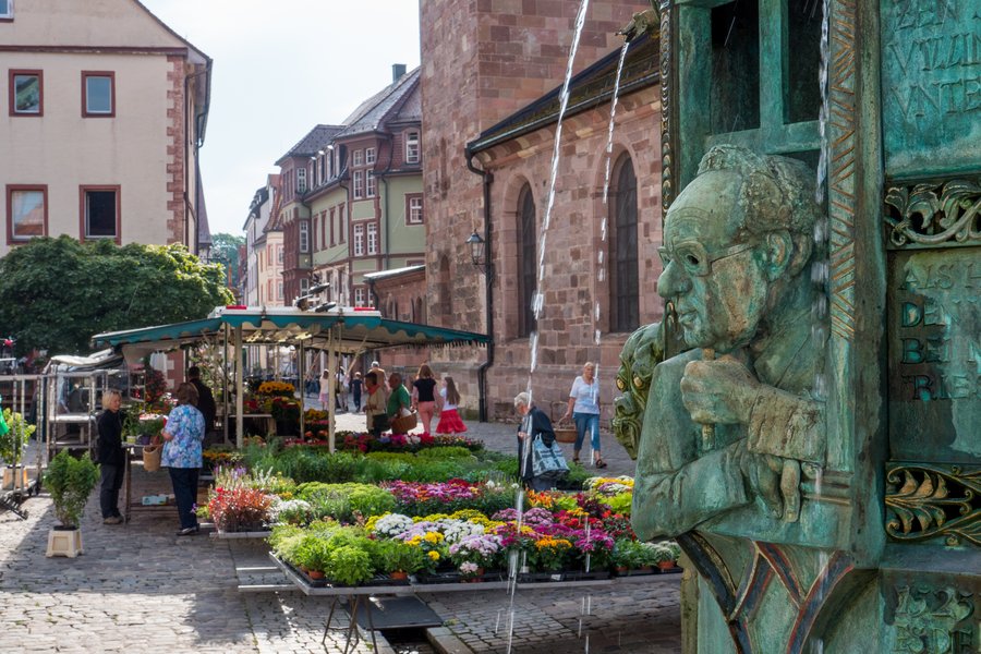 Wochenmarkt auf dem Münsterplatz Villingen
