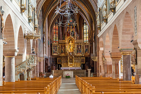 Münster ULF VS-Villingen der Altarraum des Münsters von Innen