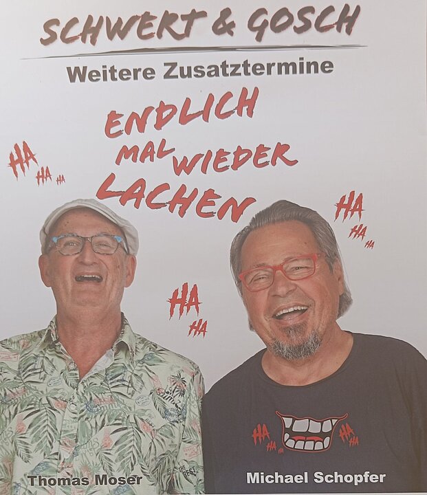 Zwei Männer lachen herzlich, Text: 'Endlich mal wieder lachen' mit Zusatzterminen. (KI generiert)