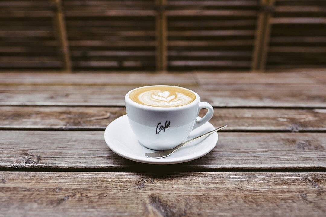 Kaffeetasse mit Milchschaum