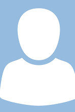 Weißes, stilisiertes Benutzer-Avatar (Kopf und Schultern) auf hellblauem Hintergrund, generisches Profilbild.