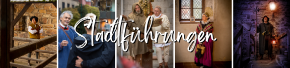 Collage mit Stadtführungen: Besucher und Guides in historischen Kostümen in engen Gassen, Innenräumen und bei Nacht mit Fackellicht. Schriftzug „Stadtführungen“ über dem Bild.
